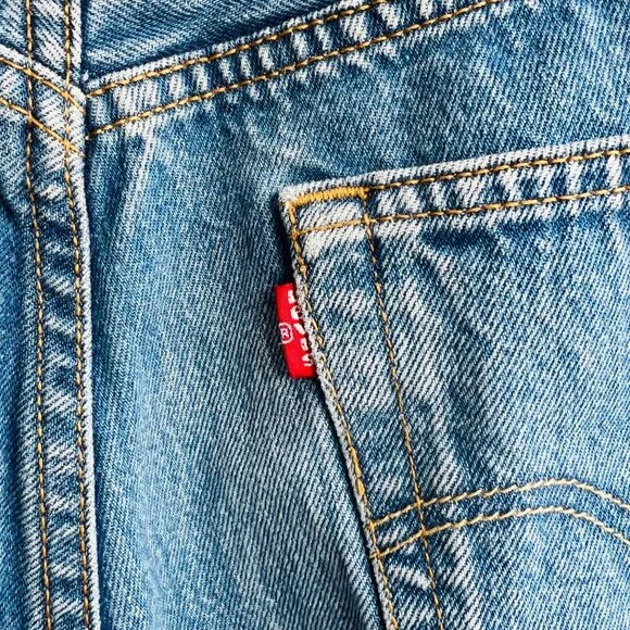 ❤️ Riley Vintage Levis re-done cut off highrise shorts, Size 29 H45 - Picture 7 of 11